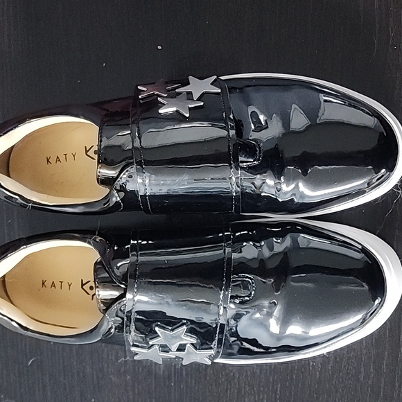 Black patent leather style katy perry shoe, women's 9 - Picture 2 of 6